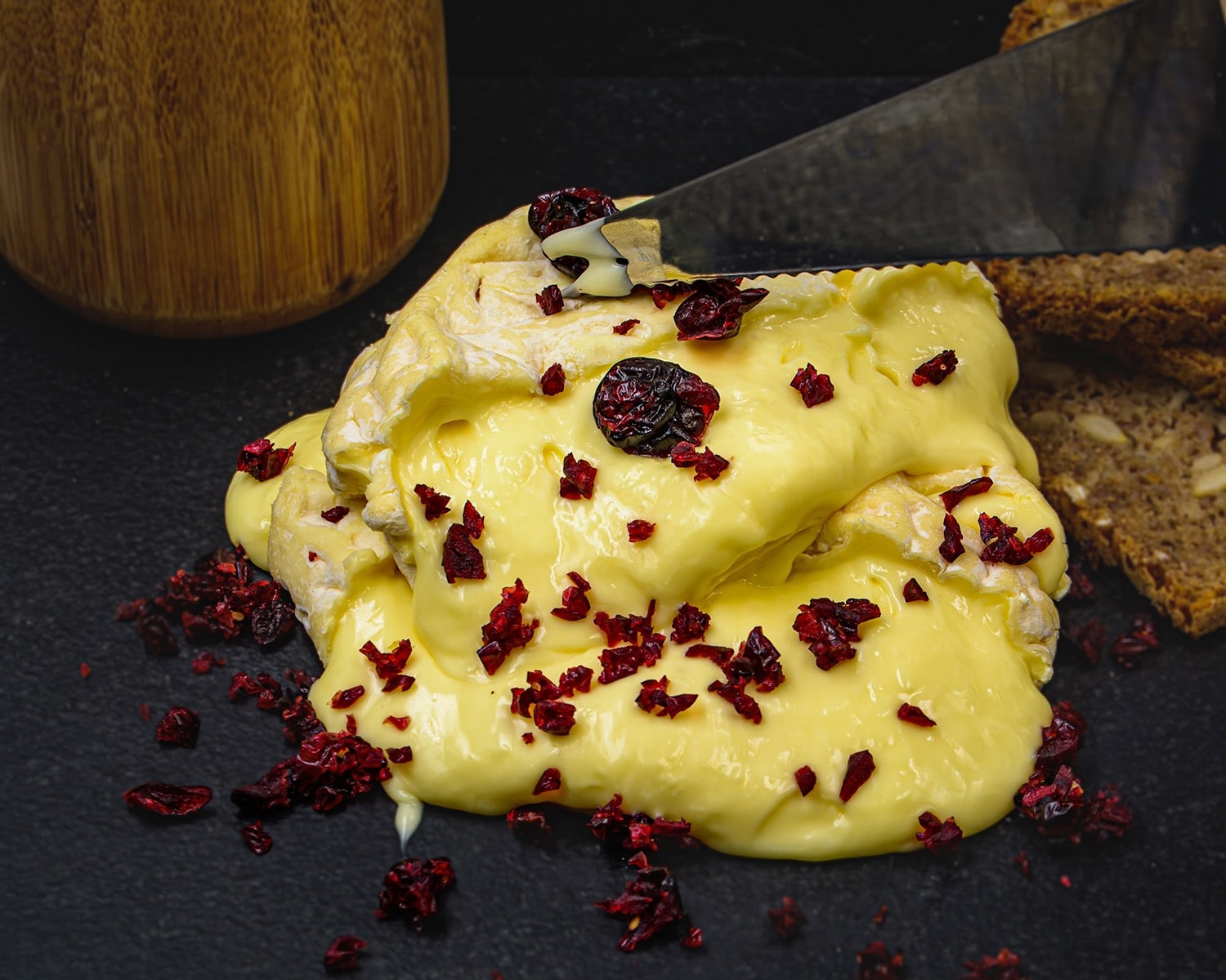 Hymor BIO CréMeer 1x ca. 250g sahniger Weich-Käse aus Kuh-Rohmilch handgeschöpft