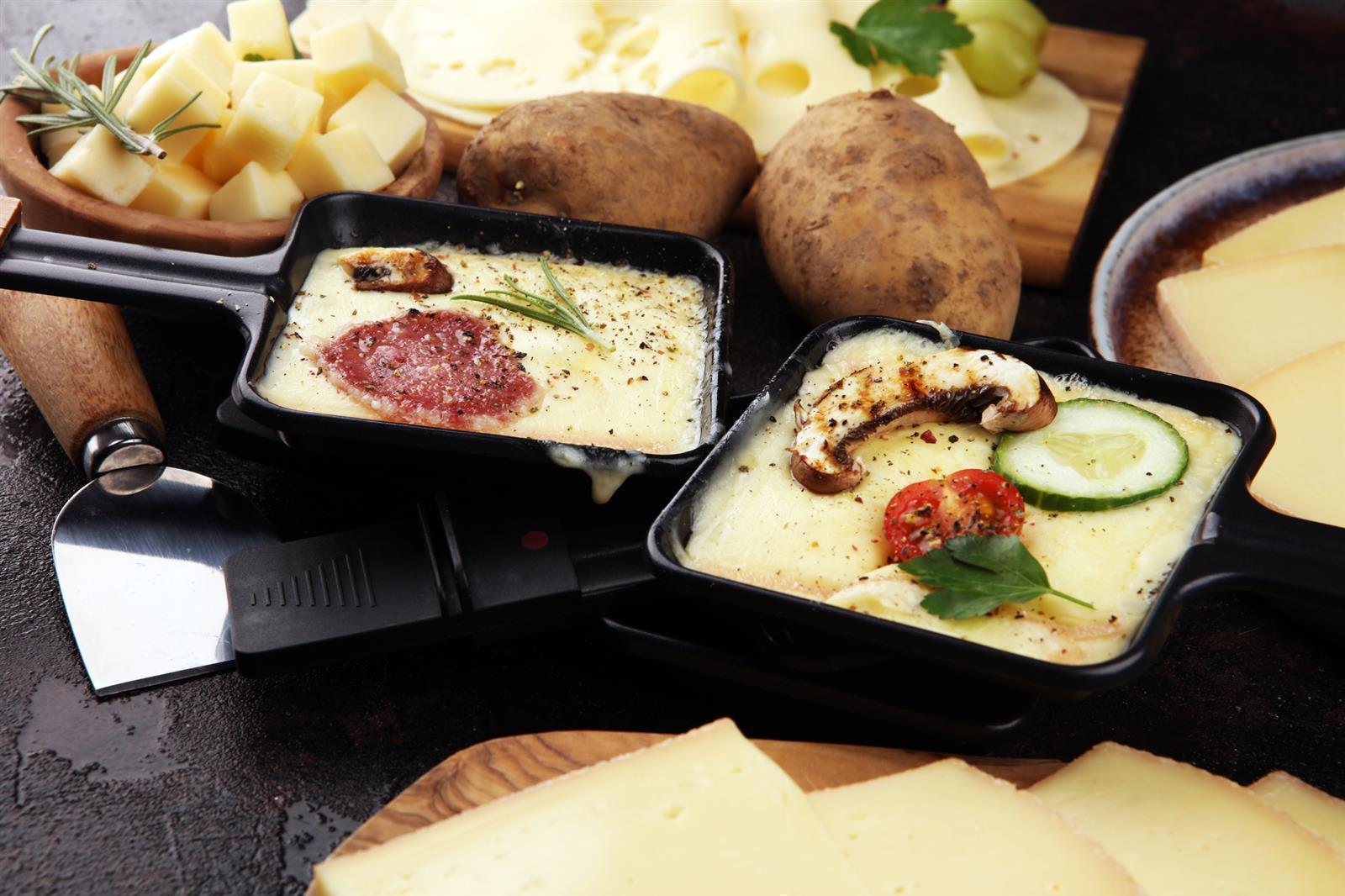 Raclette-Käse ca. 2kg französischer halbfester Schnitt-Käse Coq D´or 1/4