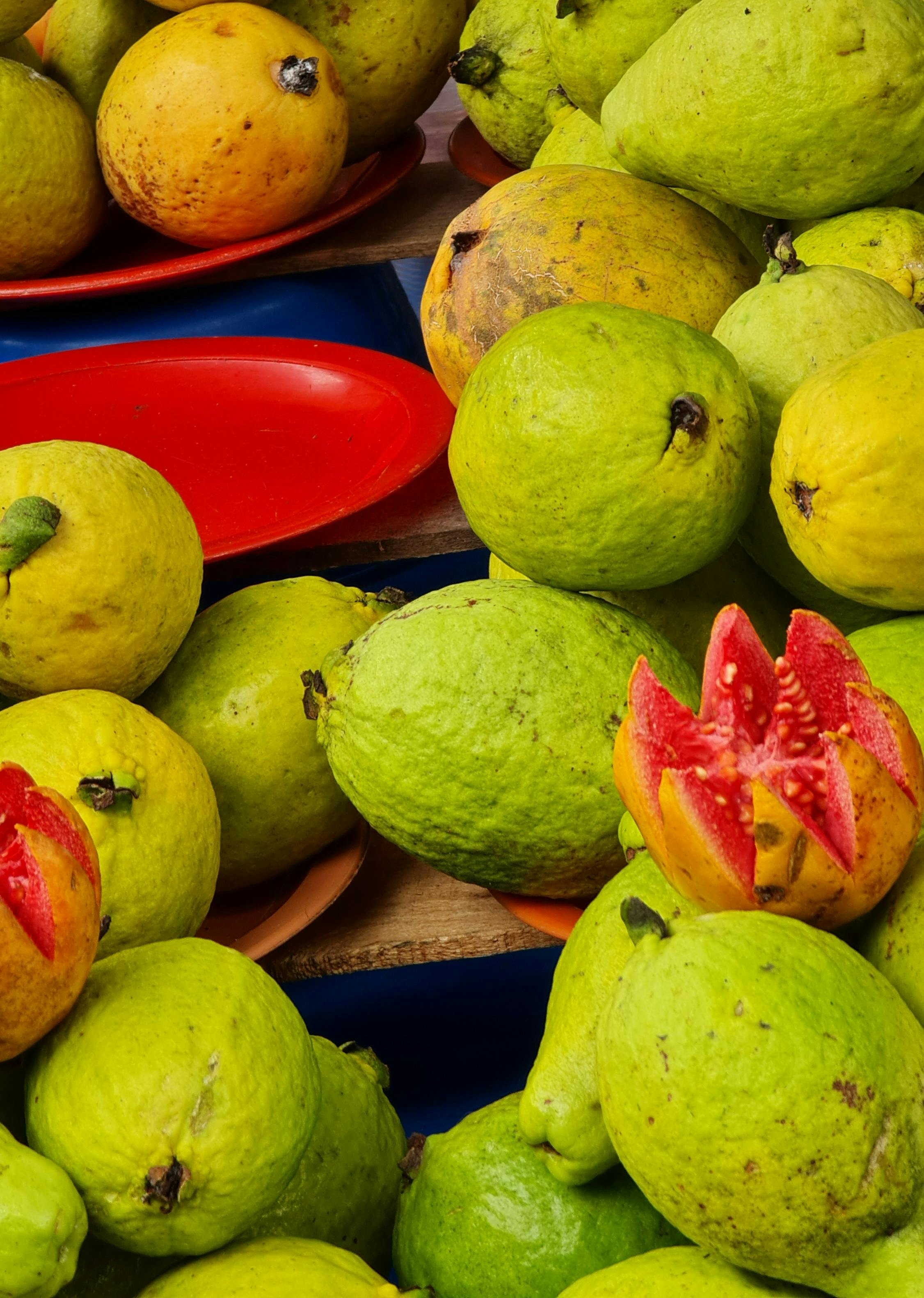 Ponthier GUAVE PÜREE Zitrus-Frucht-Püree Guavenmark 6x 1KG